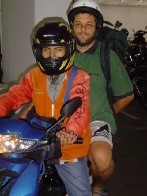 Na motorce